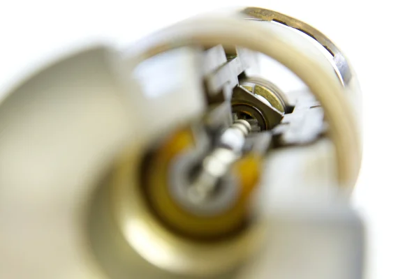 Finition de qualité Curty Precision